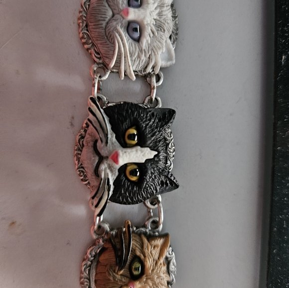 Cat bracelet - Picture 9 of 10